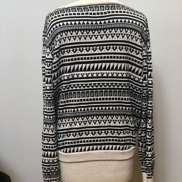 𝅺bcbg Generation black and cream sweater‎ size M/L - Picture 3 of 9